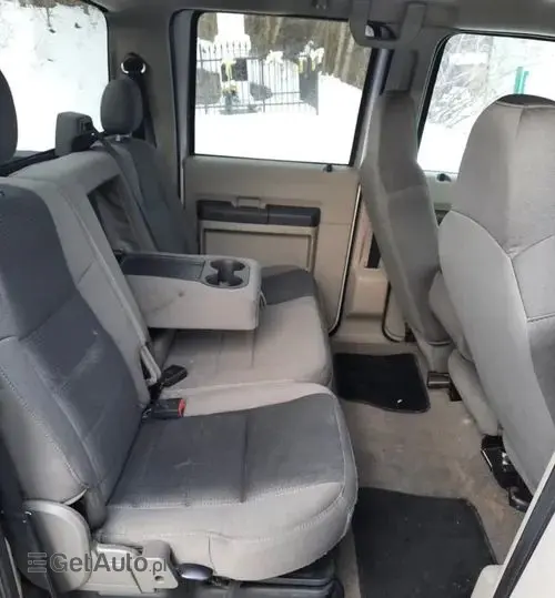 FORD F-250 Super Duty 