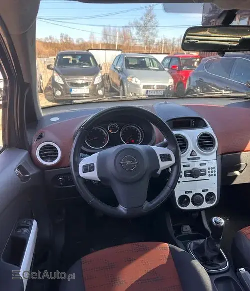 OPEL Corsa 