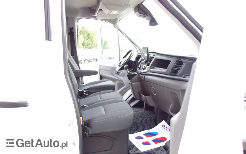 FORD Transit 2.0 Ecoblue 170 KM L2H2 Klima Webasto Navi 