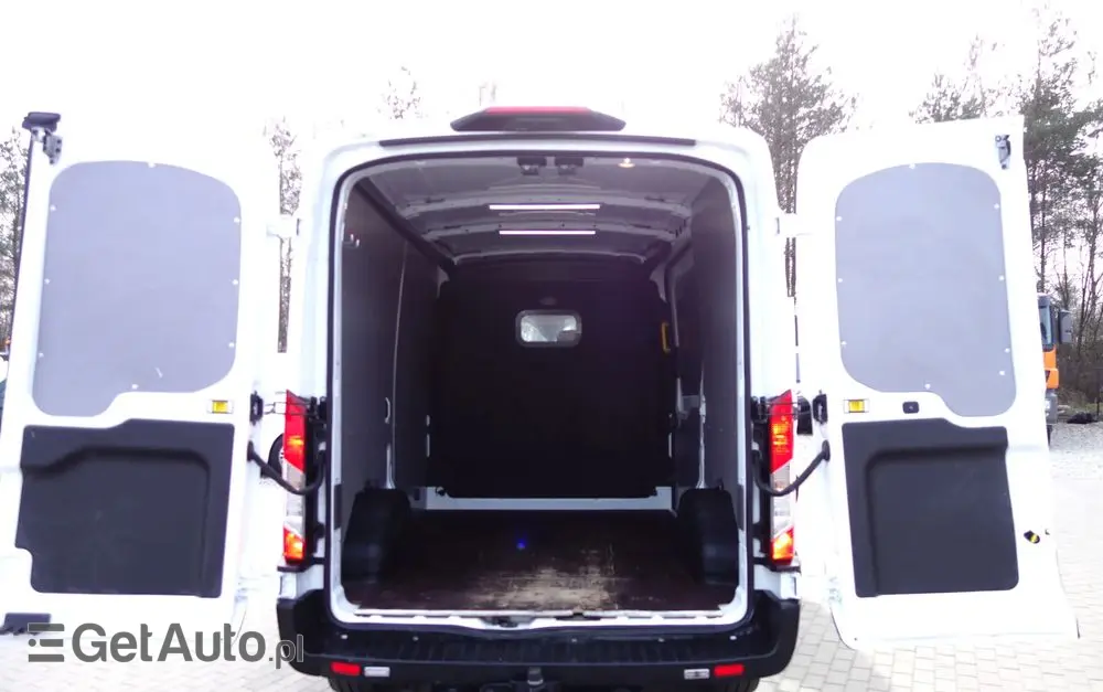 FORD Transit 2.0 Ecoblue 170 KM L2H2 Klima Webasto Navi 