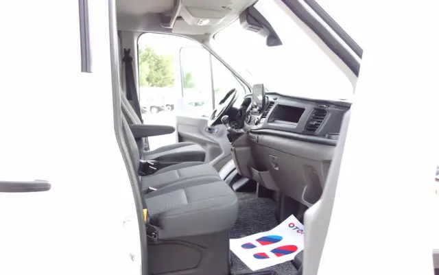 FORD Transit 2.0 Ecoblue 170 KM L2H2 Klima Webasto Navi 