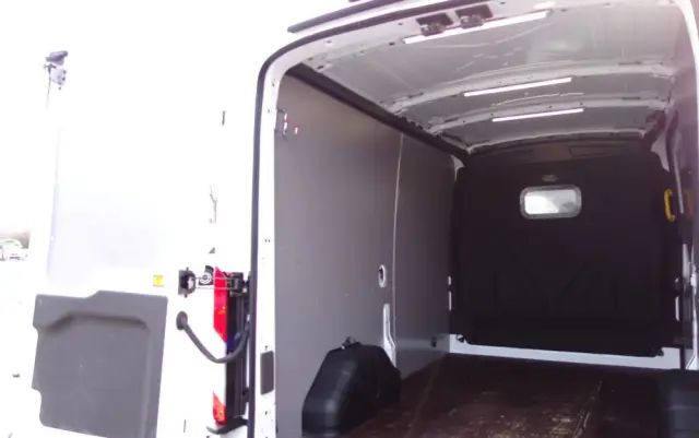 FORD Transit 2.0 Ecoblue 170 KM L2H2 Klima Webasto Navi 