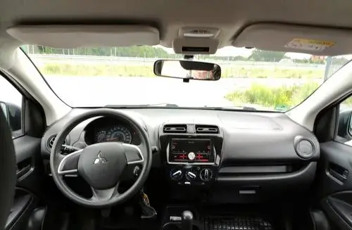 MITSUBISHI Space Star 