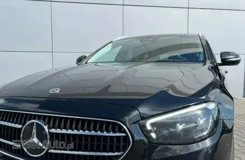 MERCEDES-BENZ Klasa E 