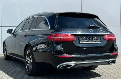 MERCEDES-BENZ Klasa E 