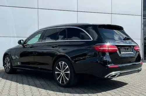 MERCEDES-BENZ Klasa E 