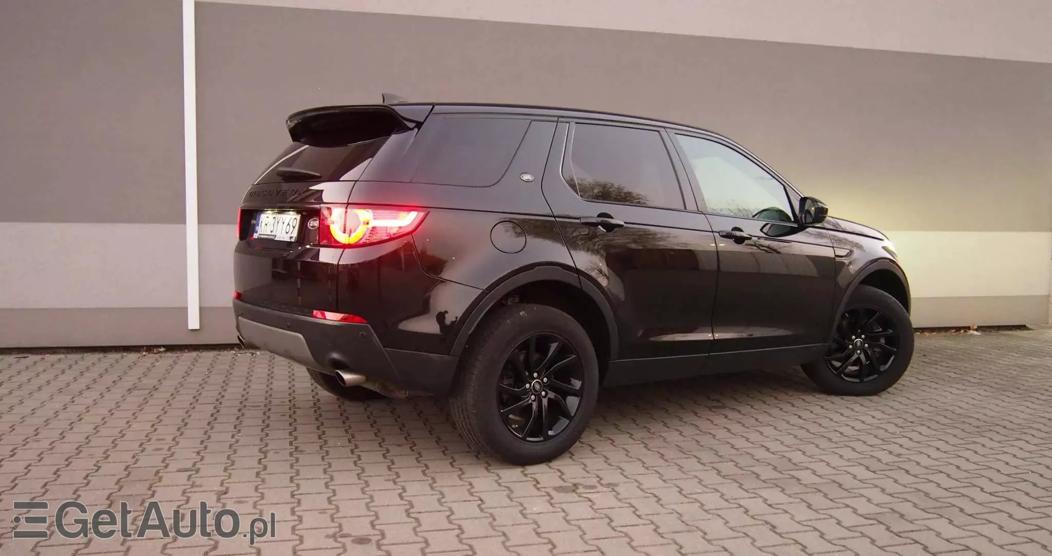 LAND ROVER Discovery Sport 2.0 D180 HSE