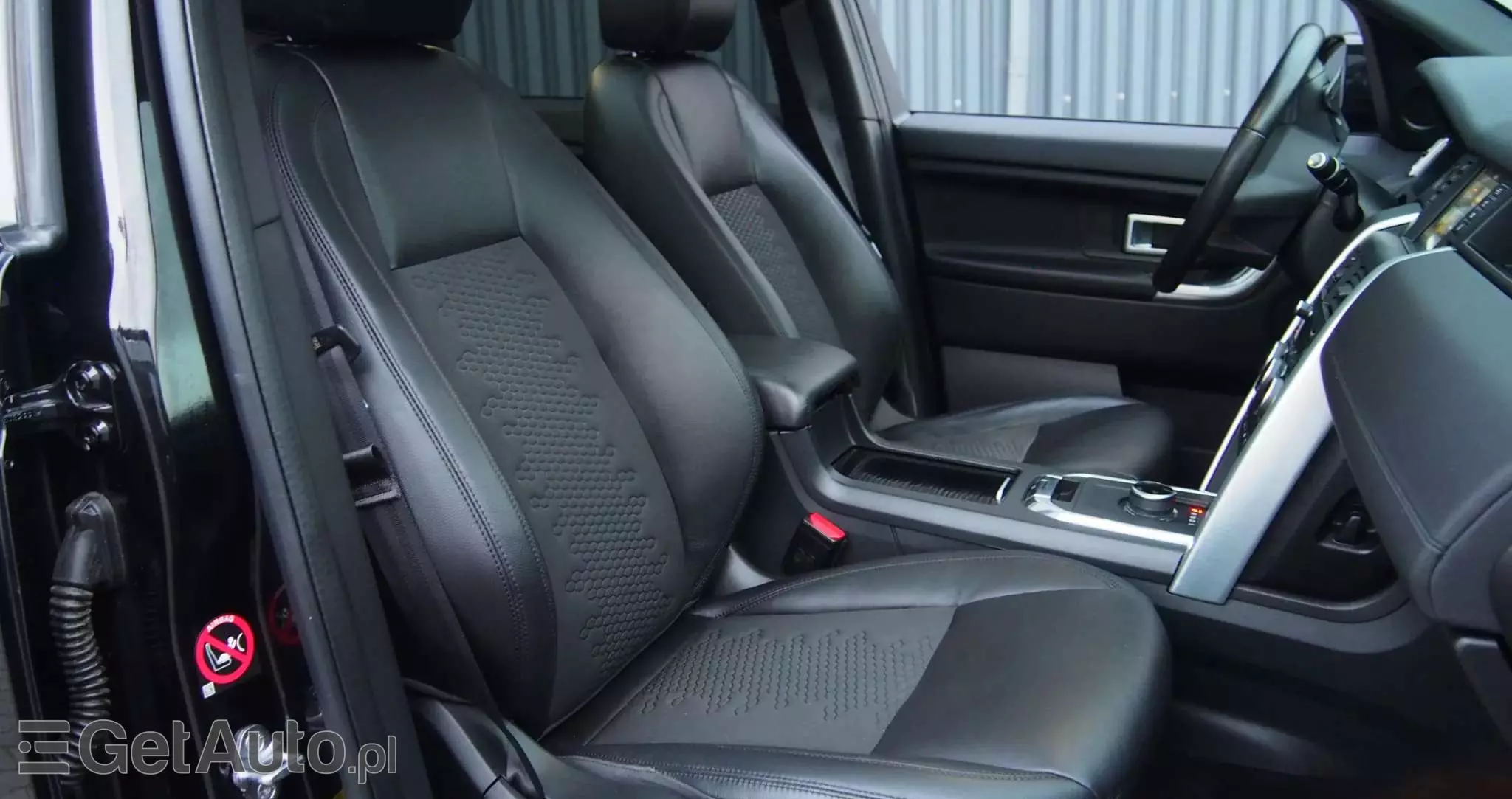 LAND ROVER Discovery Sport 2.0 D180 HSE