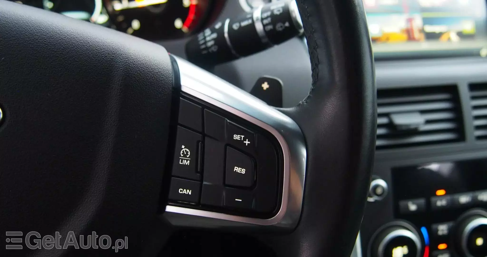 LAND ROVER Discovery Sport 2.0 D180 HSE