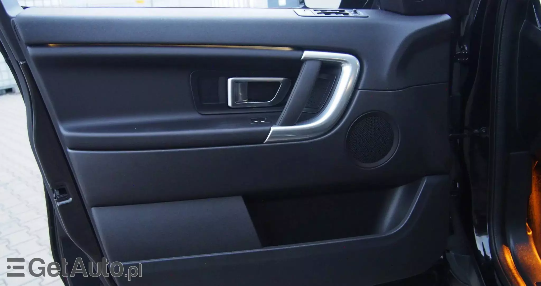 LAND ROVER Discovery Sport 2.0 D180 HSE