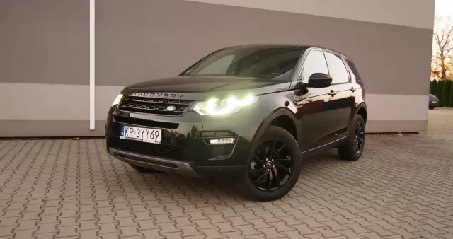 LAND ROVER Discovery Sport 2.0 D180 HSE