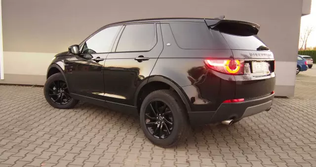 LAND ROVER Discovery Sport 2.0 D180 HSE