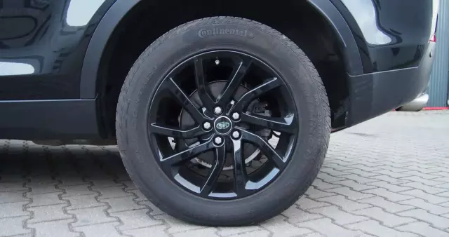 LAND ROVER Discovery Sport 2.0 D180 HSE