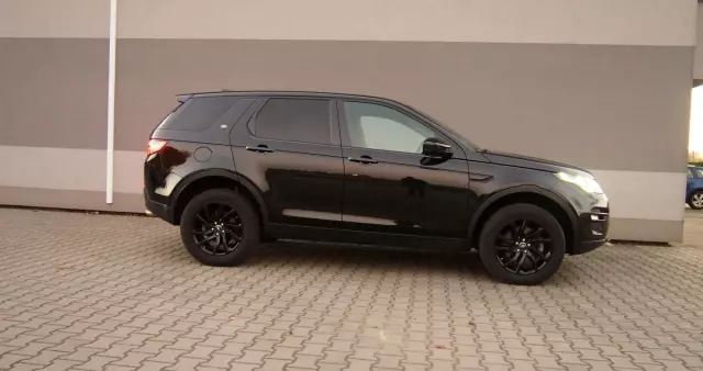 LAND ROVER Discovery Sport 2.0 D180 HSE