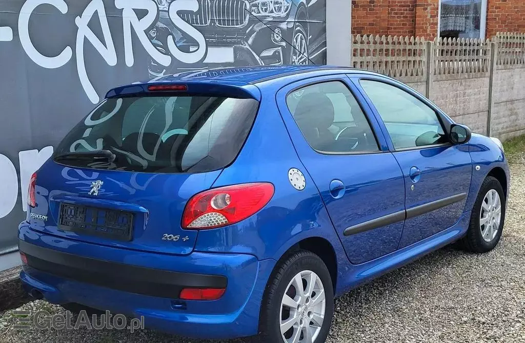 PEUGEOT 206 1.1i (60 KM)