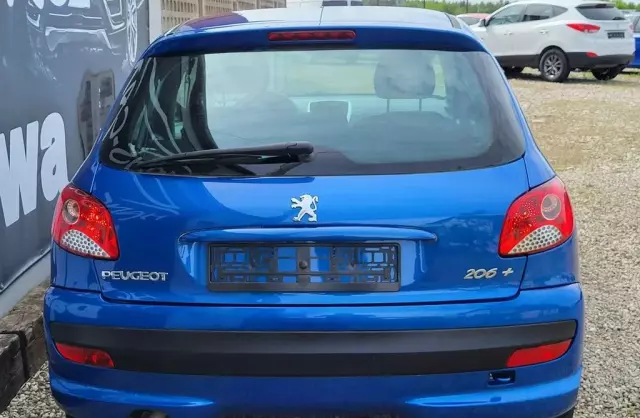 PEUGEOT 206 1.1i (60 KM)