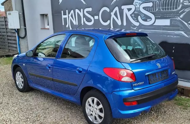 PEUGEOT 206 1.1i (60 KM)