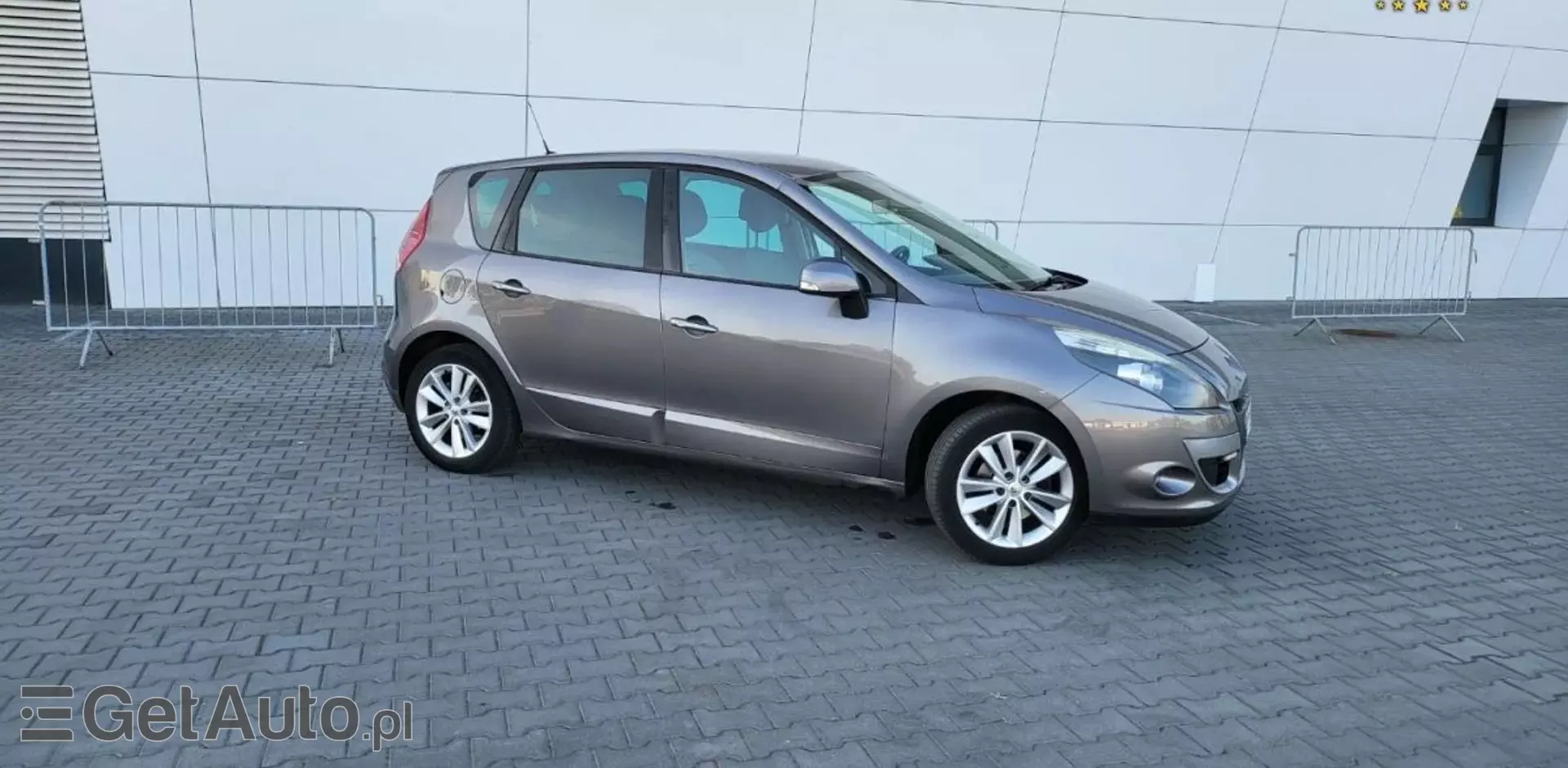 RENAULT Scenic 