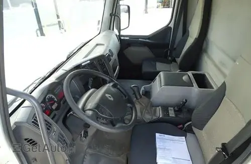 RENAULT Premium Distribution 