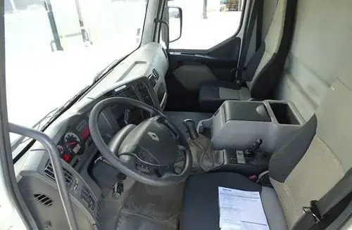 RENAULT Premium Distribution 