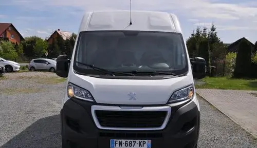PEUGEOT Boxer 