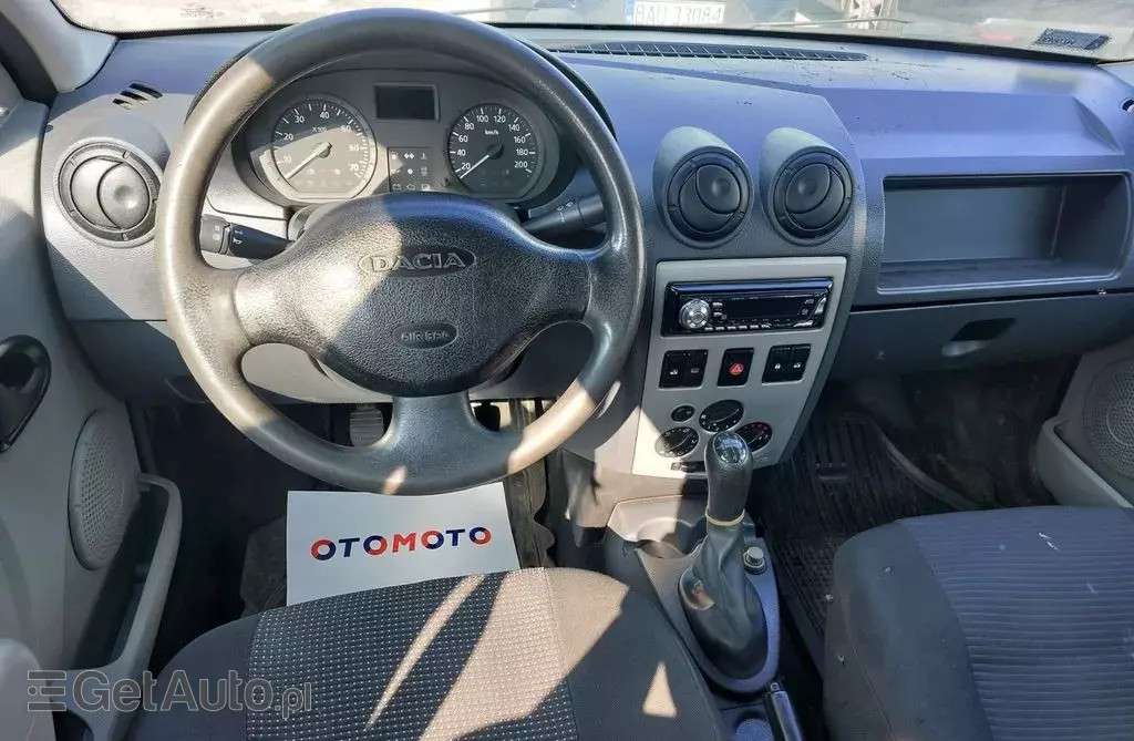 DACIA Logan 