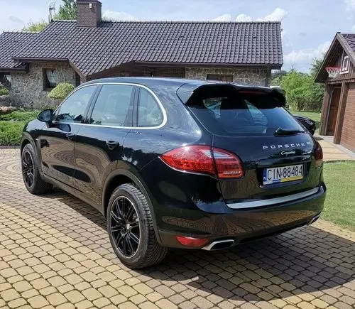 PORSCHE Cayenne 