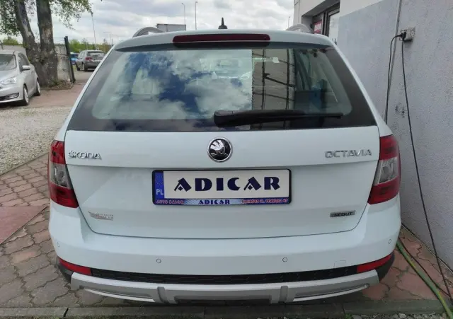 SKODA Octavia 