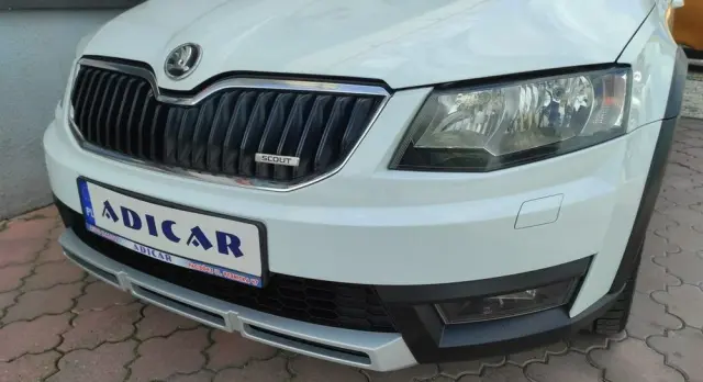 SKODA Octavia 