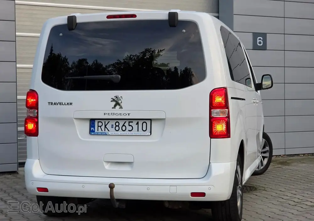 PEUGEOT Traveller L2 2.0 EAT8 Business VIP