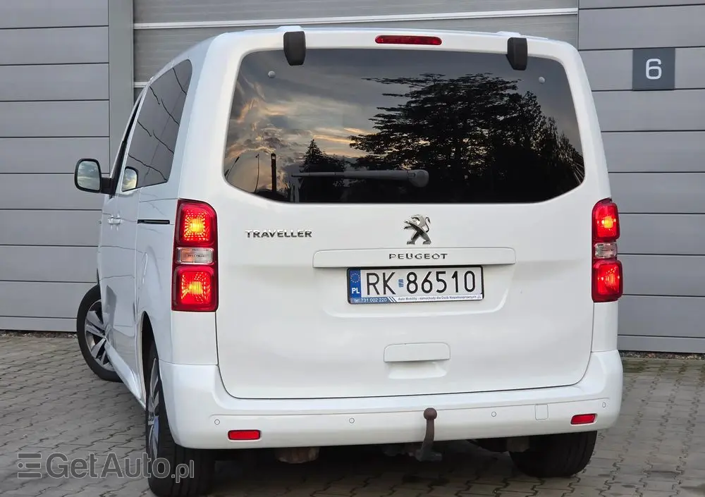 PEUGEOT Traveller L2 2.0 EAT8 Business VIP