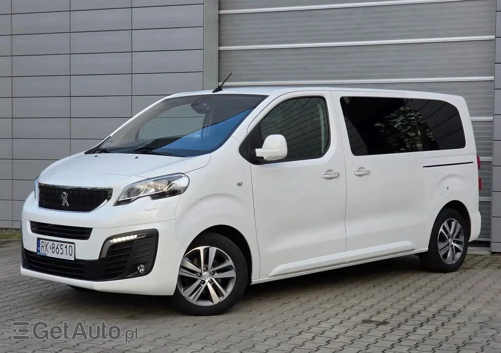 PEUGEOT Traveller L2 2.0 EAT8 Business VIP