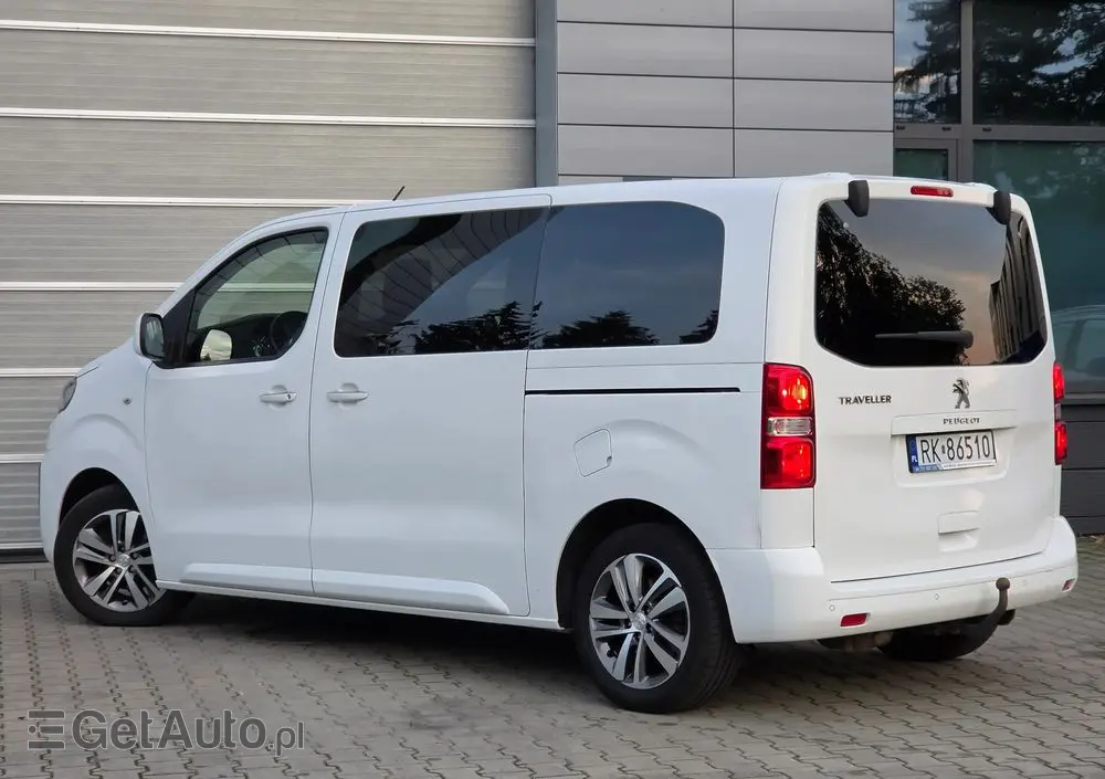 PEUGEOT Traveller L2 2.0 EAT8 Business VIP