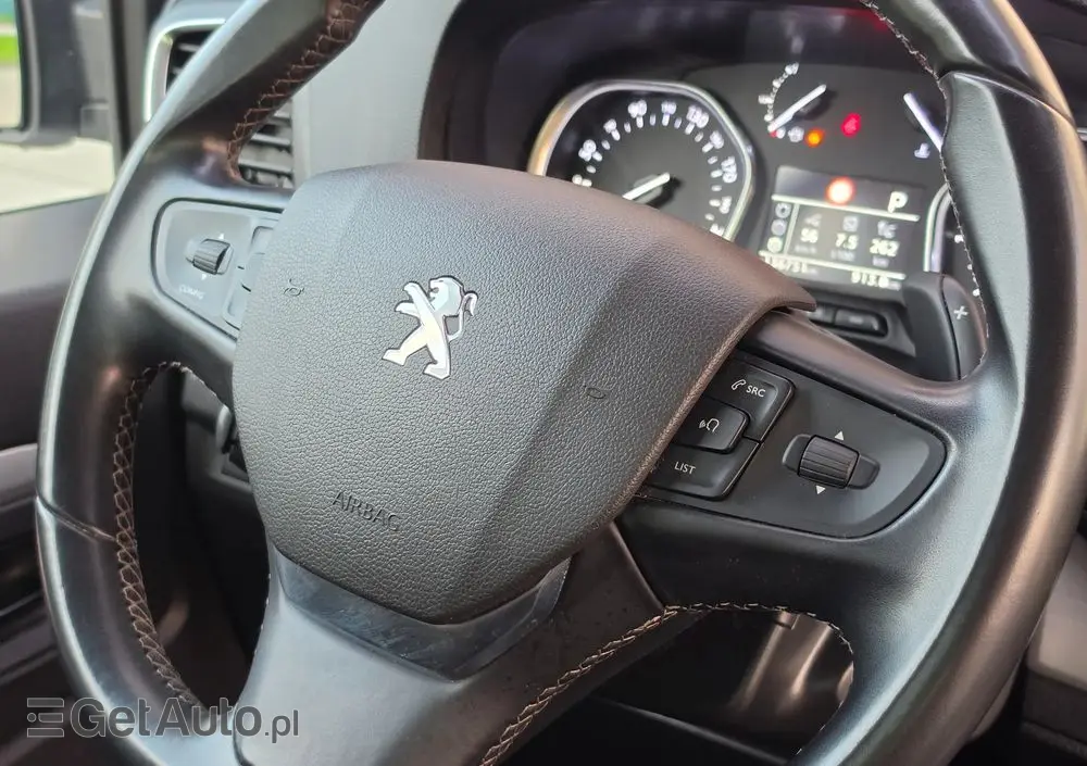 PEUGEOT Traveller L2 2.0 EAT8 Business VIP