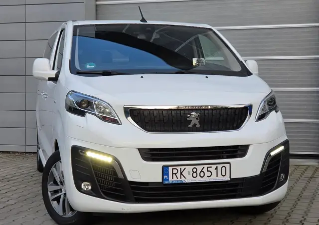 PEUGEOT Traveller L2 2.0 EAT8 Business VIP