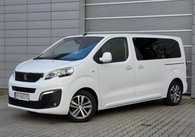 PEUGEOT Traveller L2 2.0 EAT8 Business VIP