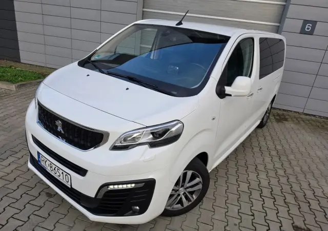 PEUGEOT Traveller L2 2.0 EAT8 Business VIP