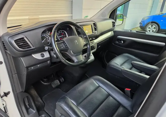 PEUGEOT Traveller L2 2.0 EAT8 Business VIP