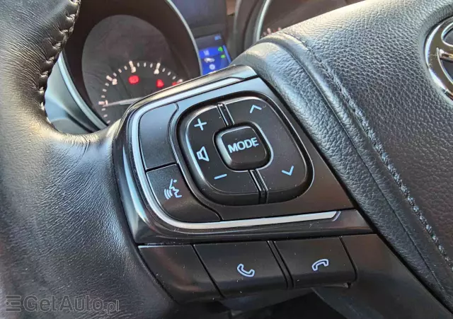 TOYOTA Avensis 2.0 D-4D Premium