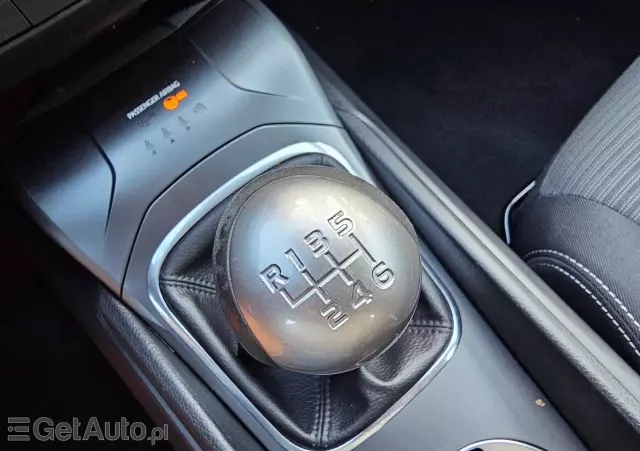 TOYOTA Avensis 2.0 D-4D Premium