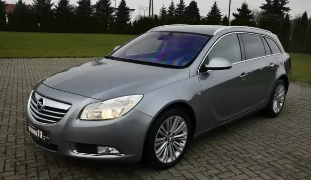 OPEL Insignia 