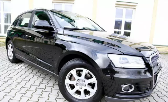 AUDI Q5 2.0 TDI S tronic