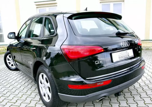 AUDI Q5 2.0 TDI S tronic