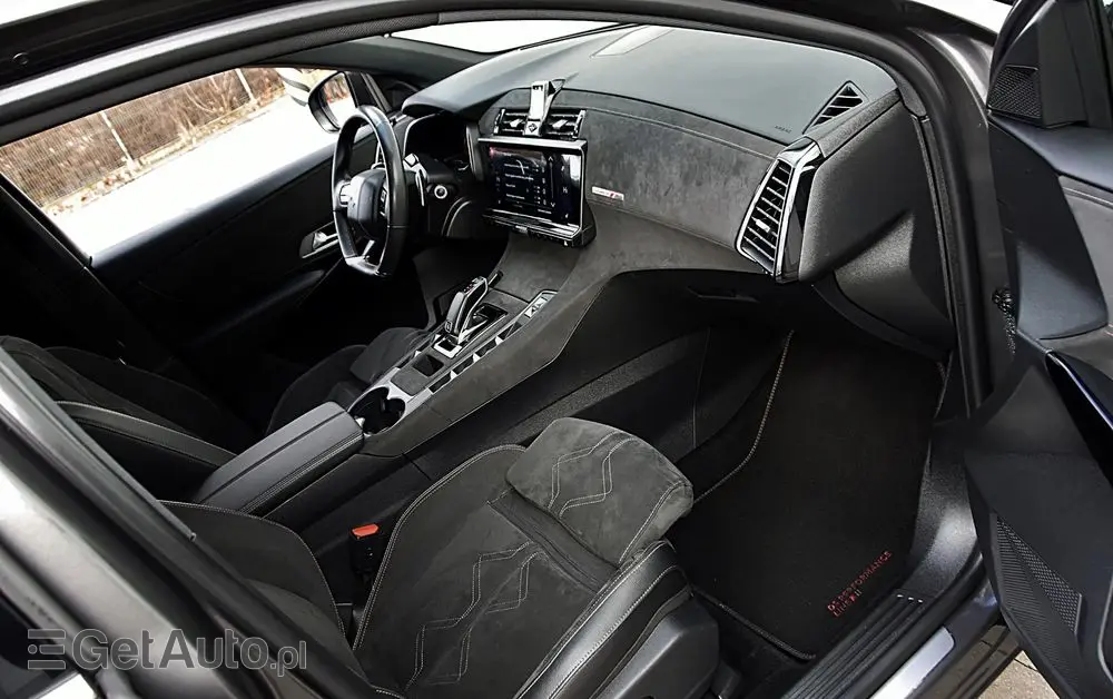 DS AUTOMOBILES DS 7 Crossback 1.6 PureTech Performance Line +