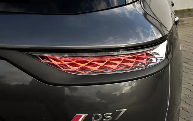 DS AUTOMOBILES DS 7 Crossback 1.6 PureTech Performance Line +