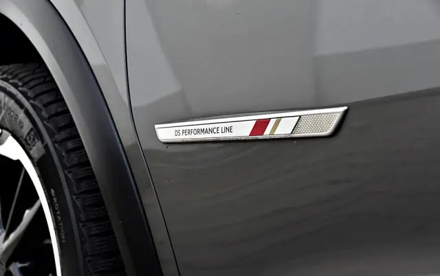 DS AUTOMOBILES DS 7 Crossback 1.6 PureTech Performance Line +