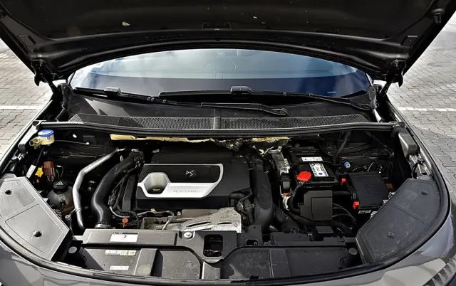 DS AUTOMOBILES DS 7 Crossback 1.6 PureTech Performance Line +