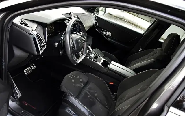 DS AUTOMOBILES DS 7 Crossback 1.6 PureTech Performance Line +