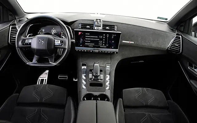 DS AUTOMOBILES DS 7 Crossback 1.6 PureTech Performance Line +