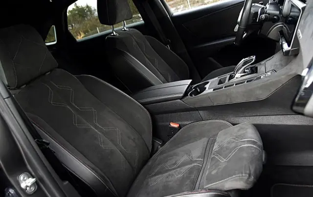 DS AUTOMOBILES DS 7 Crossback 1.6 PureTech Performance Line +